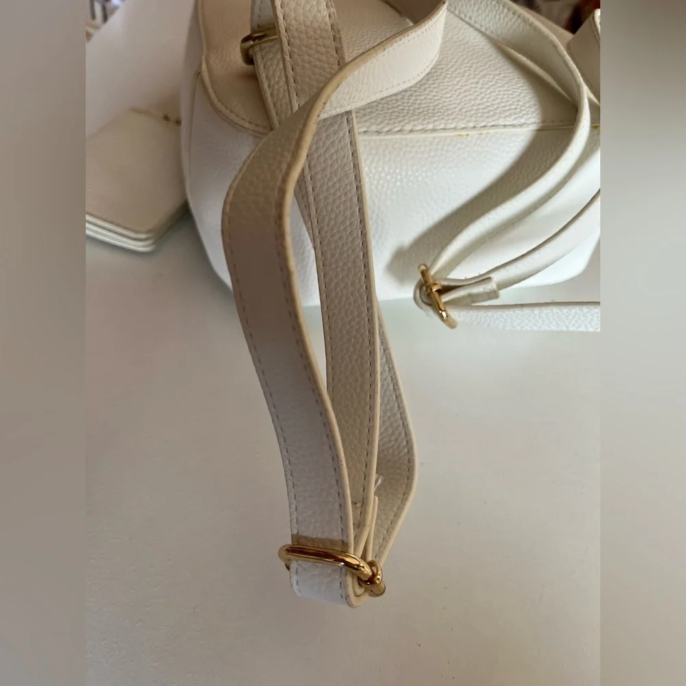 House of Harlow 1960 nwt house